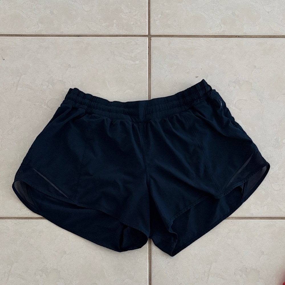 lululemon athletica Navy Athletic Shorts hottie hot size 14 - Picture 2 of 9